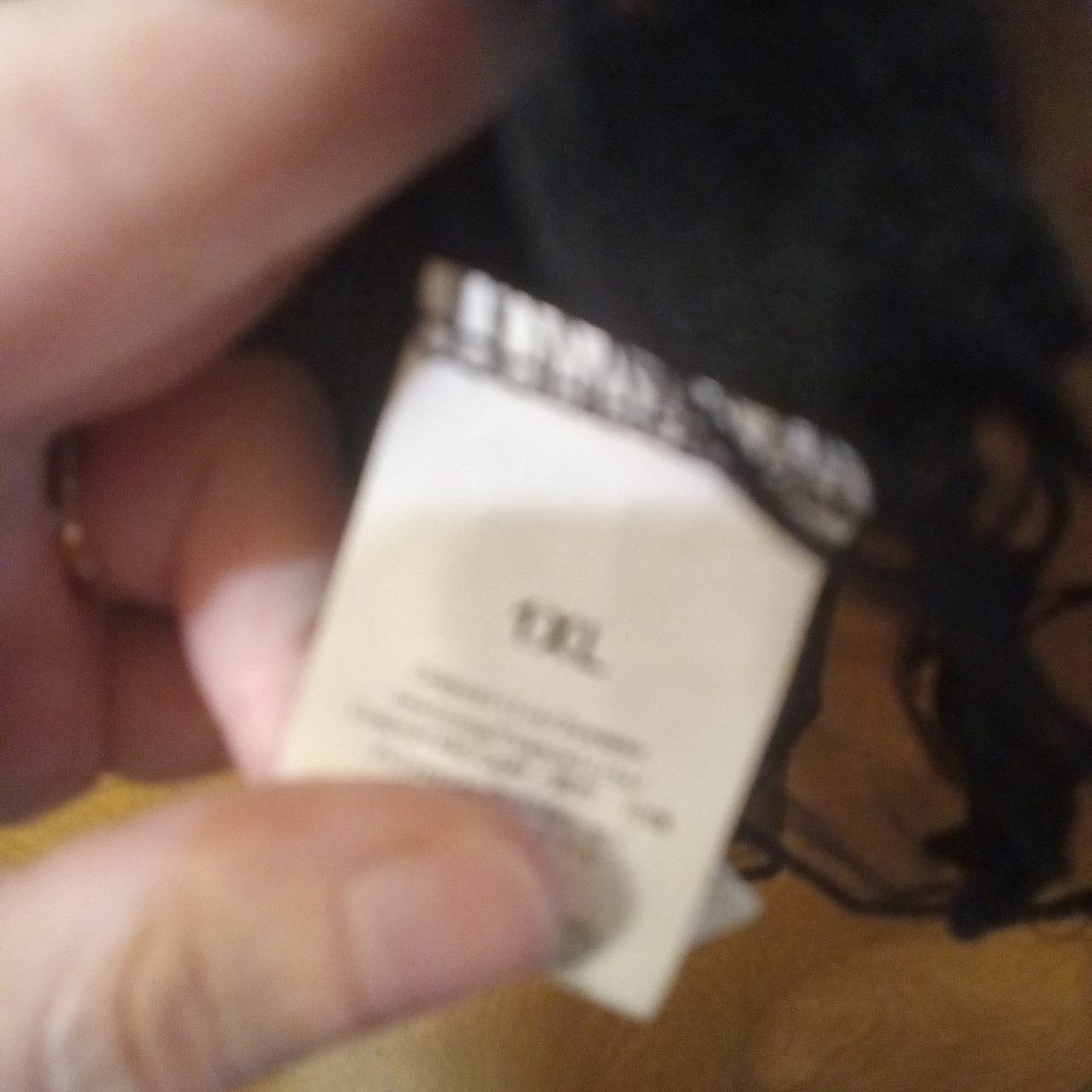 Lingerie - Picture 2 of 2